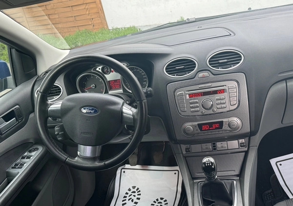 Ford Focus cena 14800 przebieg: 209000, rok produkcji 2009 z Inowrocław małe 326